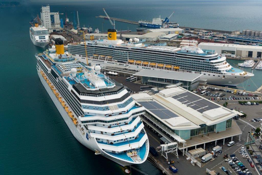 Appartamento Savona Casa Per Vacanze E Lavoro Esterno foto
