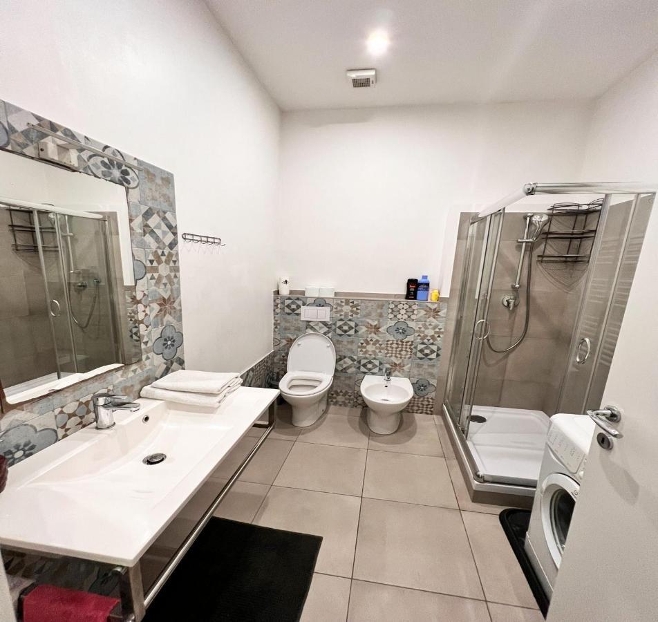 Appartamento Savona Casa Per Vacanze E Lavoro Esterno foto